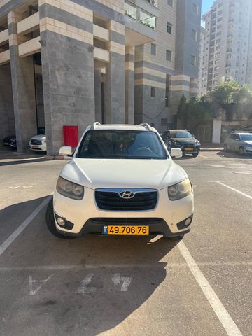 יונדאי סנטה פה