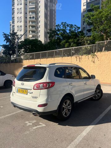יונדאי סנטה פה