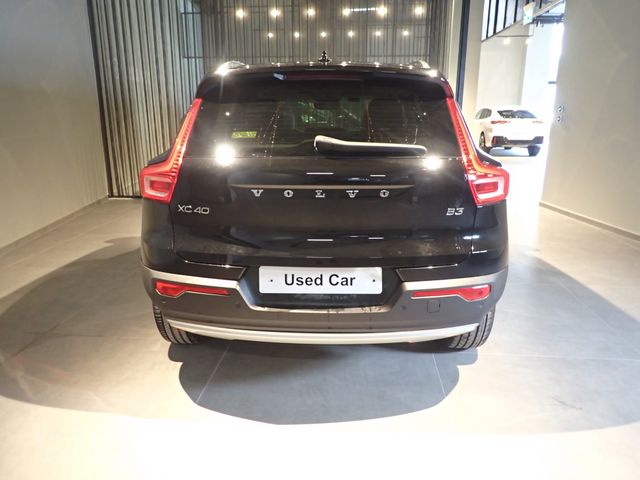 וולוו XC40
