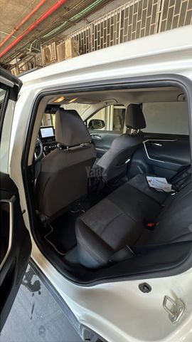 מודעת רכב טויוטה RAV4