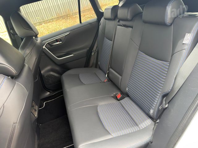 טויוטה RAV4