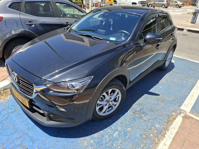מודעת רכב מאזדה CX-3
