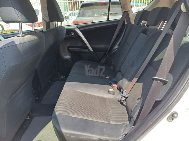 טויוטה RAV4