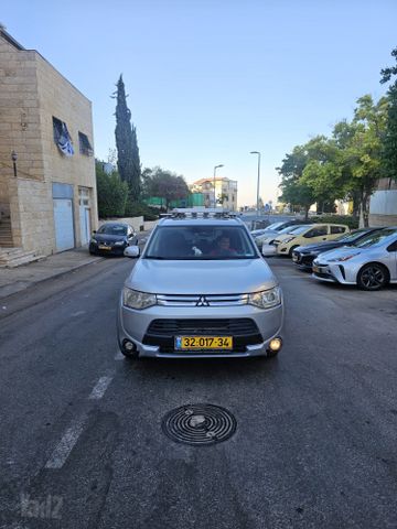 מודעת רכב מיצובישי אאוטלנדר