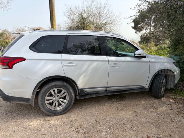 מודעת רכב מיצובישי אאוטלנדר