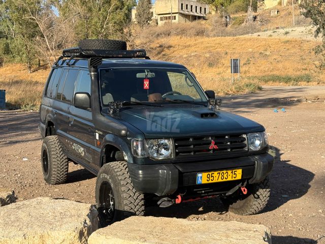 מיצובישי פג'רו
