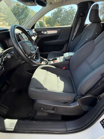 וולוו XC40
