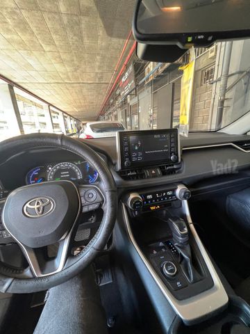 טויוטה RAV4