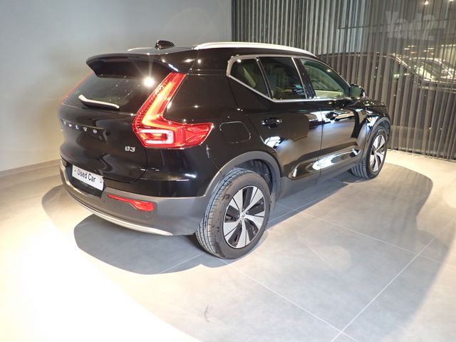 וולוו XC40