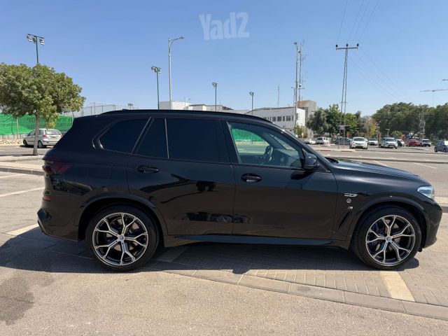 ב מ וו X5