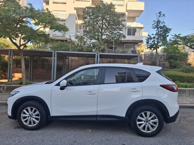 מודעת רכב מאזדה CX-5