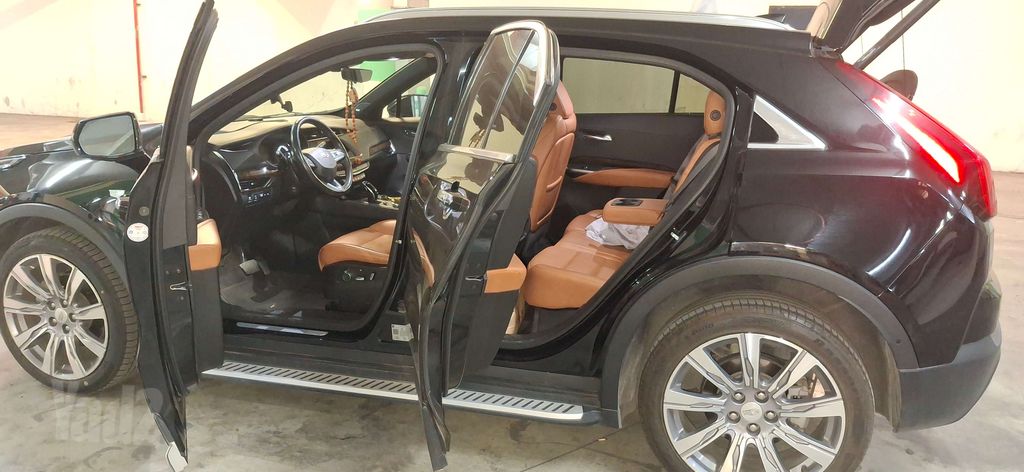 קאדילק XT4