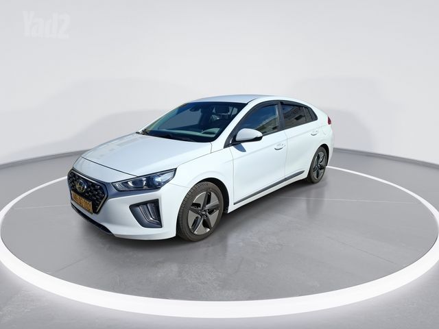 יונדאי איוניק
