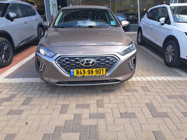 מודעת רכב יונדאי איוניק