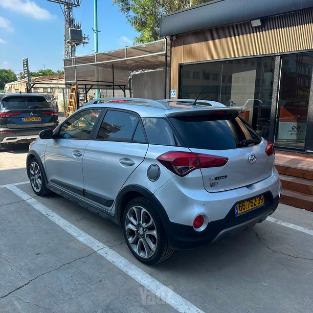 יונדאי I20 קרוס