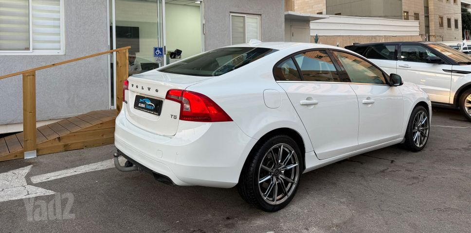 וולוו S60