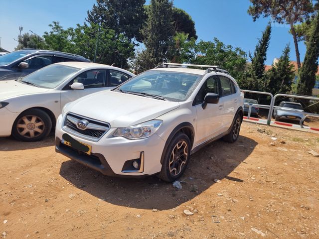 מודעת רכב סובארו XV