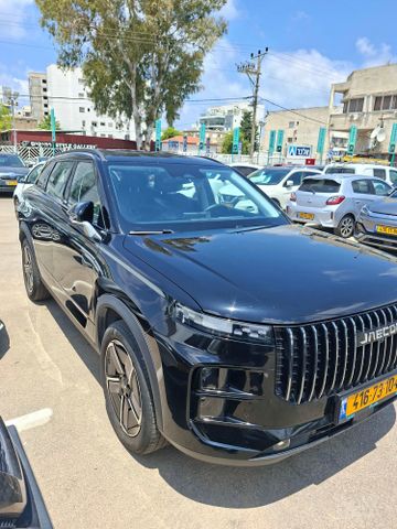 ג'אקו J7