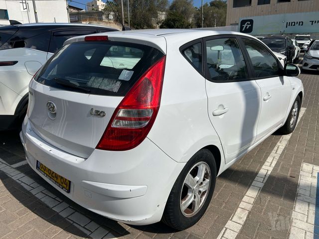 מודעת רכב יונדאי i30 2