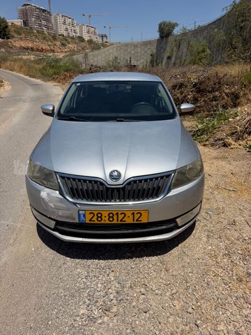 סקודה ראפיד