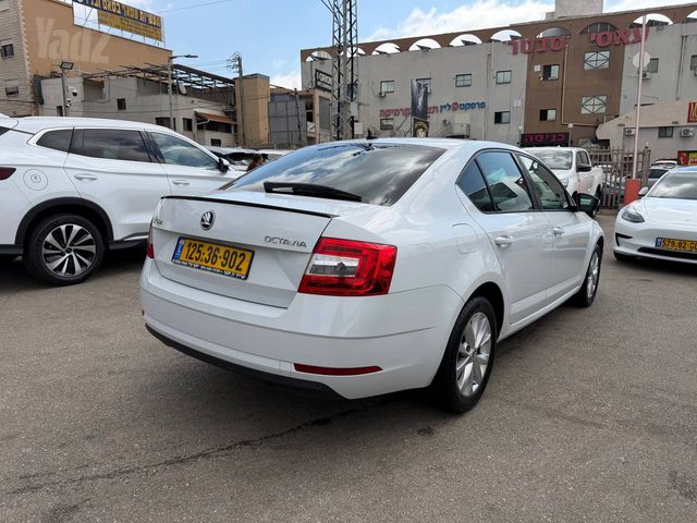 סקודה אוקטביה