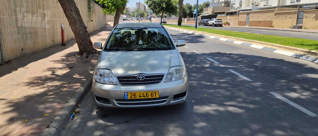 טויוטה קורולה