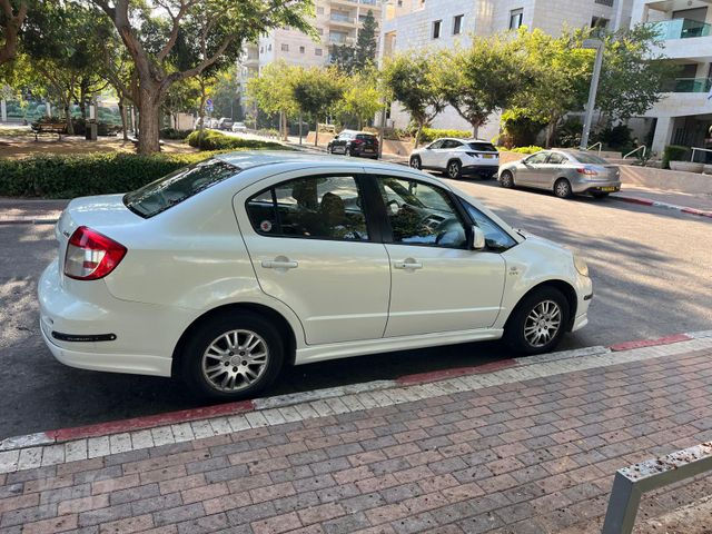 סוזוקי SX4