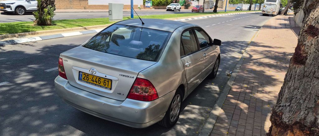 טויוטה קורולה