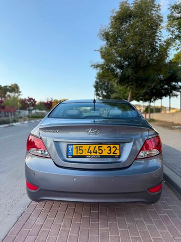 יונדאי אקסנט i25