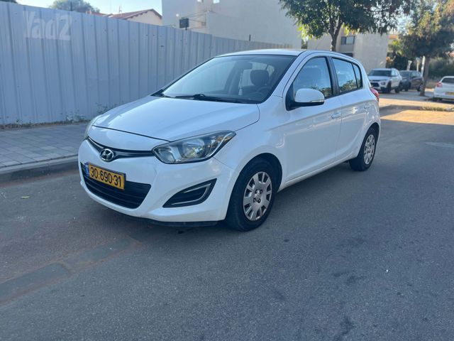 מודעת רכב יונדאי i20