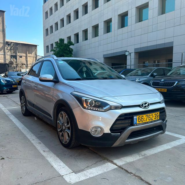 יונדאי I20 קרוס