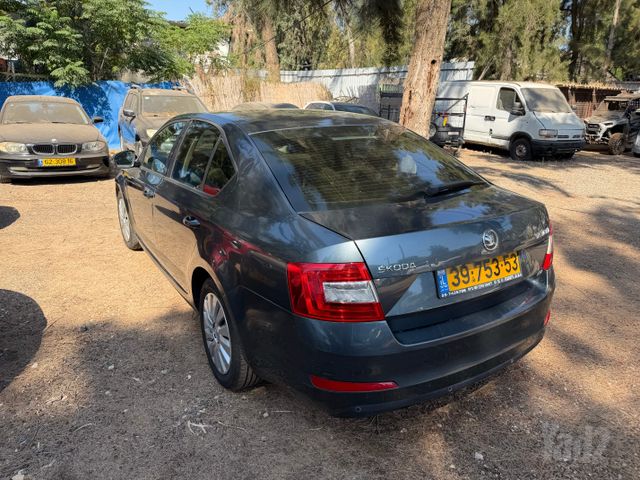 סקודה אוקטביה