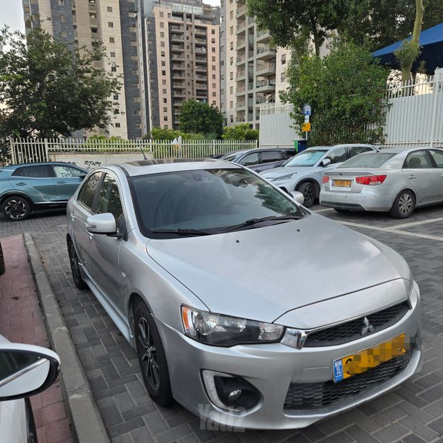 מיצובישי לנסר