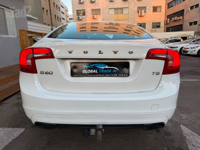 וולוו S60
