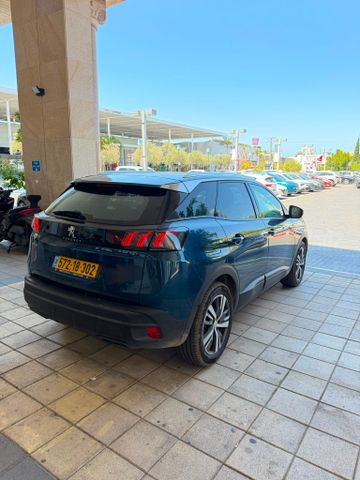 פיג'ו 3008