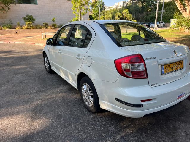 סוזוקי SX4