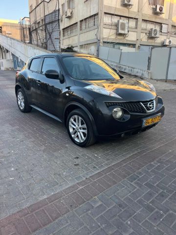 ניסאן ג'וק