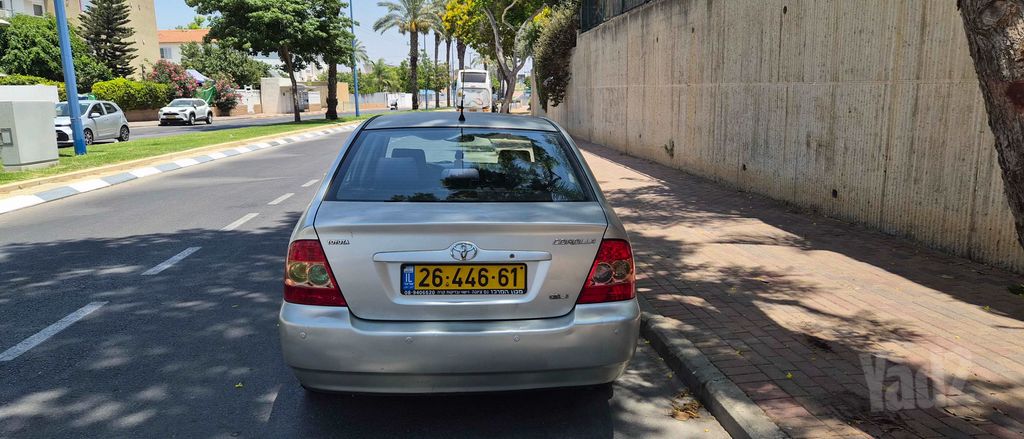 טויוטה קורולה