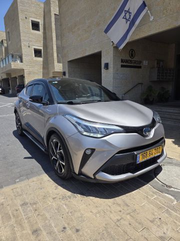 מודעת רכב טויוטה C-HR