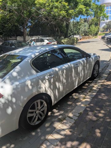 פיג'ו 508