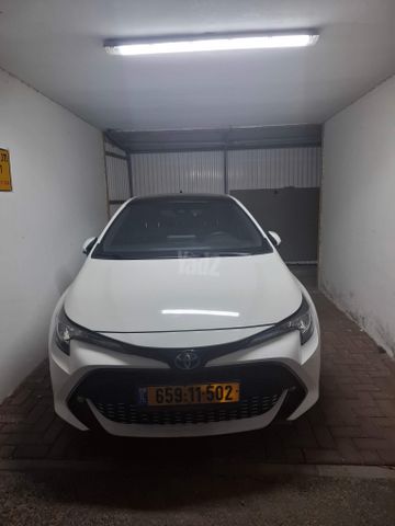 מודעת רכב טויוטה קורולה