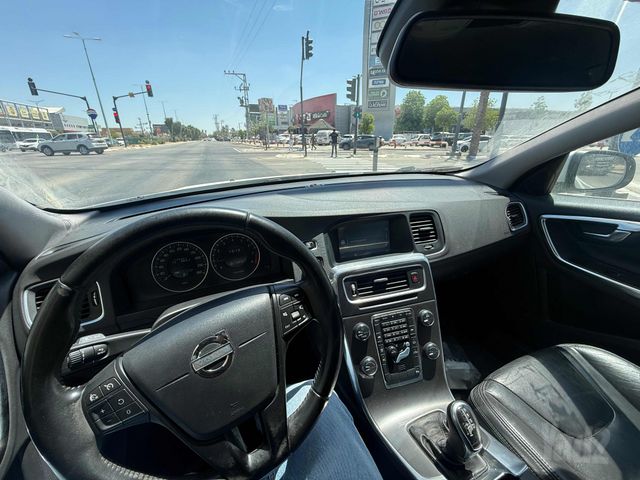 וולוו S60