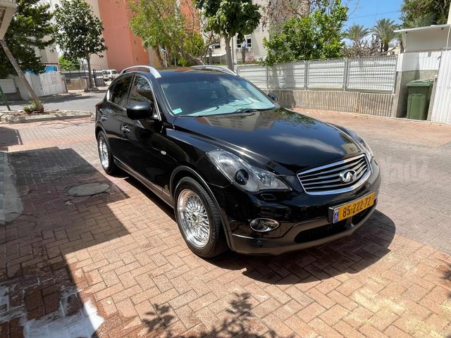 מודעת רכב אינפיניטי G37