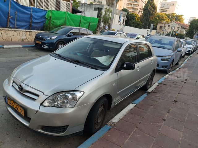 טויוטה קורולה