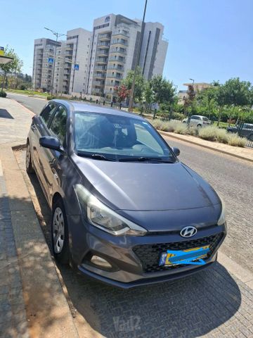 מודעת רכב יונדאי i20