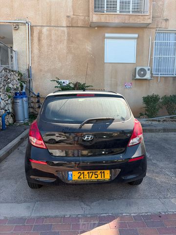 מודעת רכב יונדאי i20