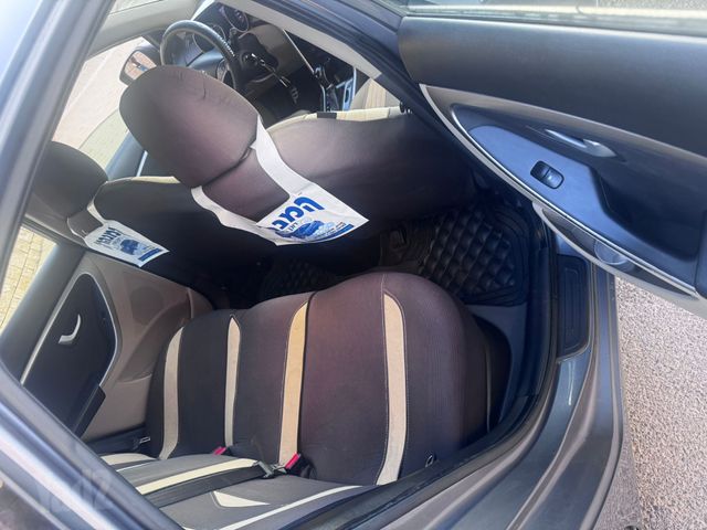 יונדאי i30