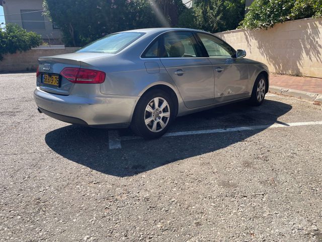 אאודי A4