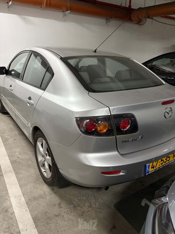 מאזדה 3