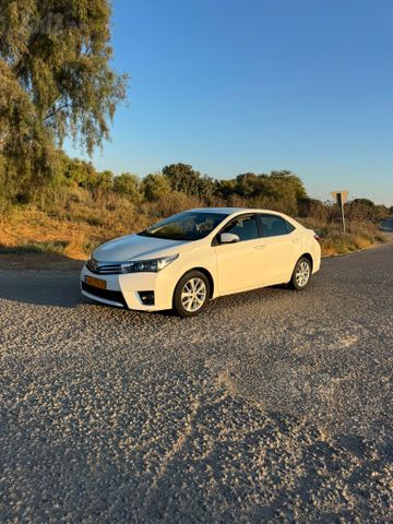 מודעת רכב טויוטה קורולה